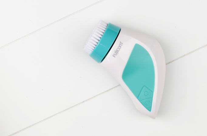 Action Face Brush Fujicom