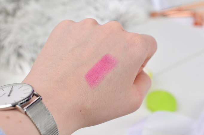 the body shop lip juicers